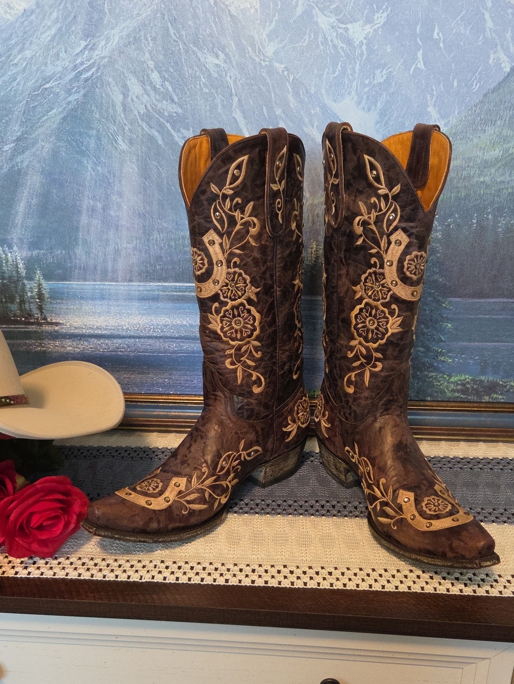Old Gringo Women's Lucky Horseshoe Leather Boots Size 9.5  Intricate Embroidery